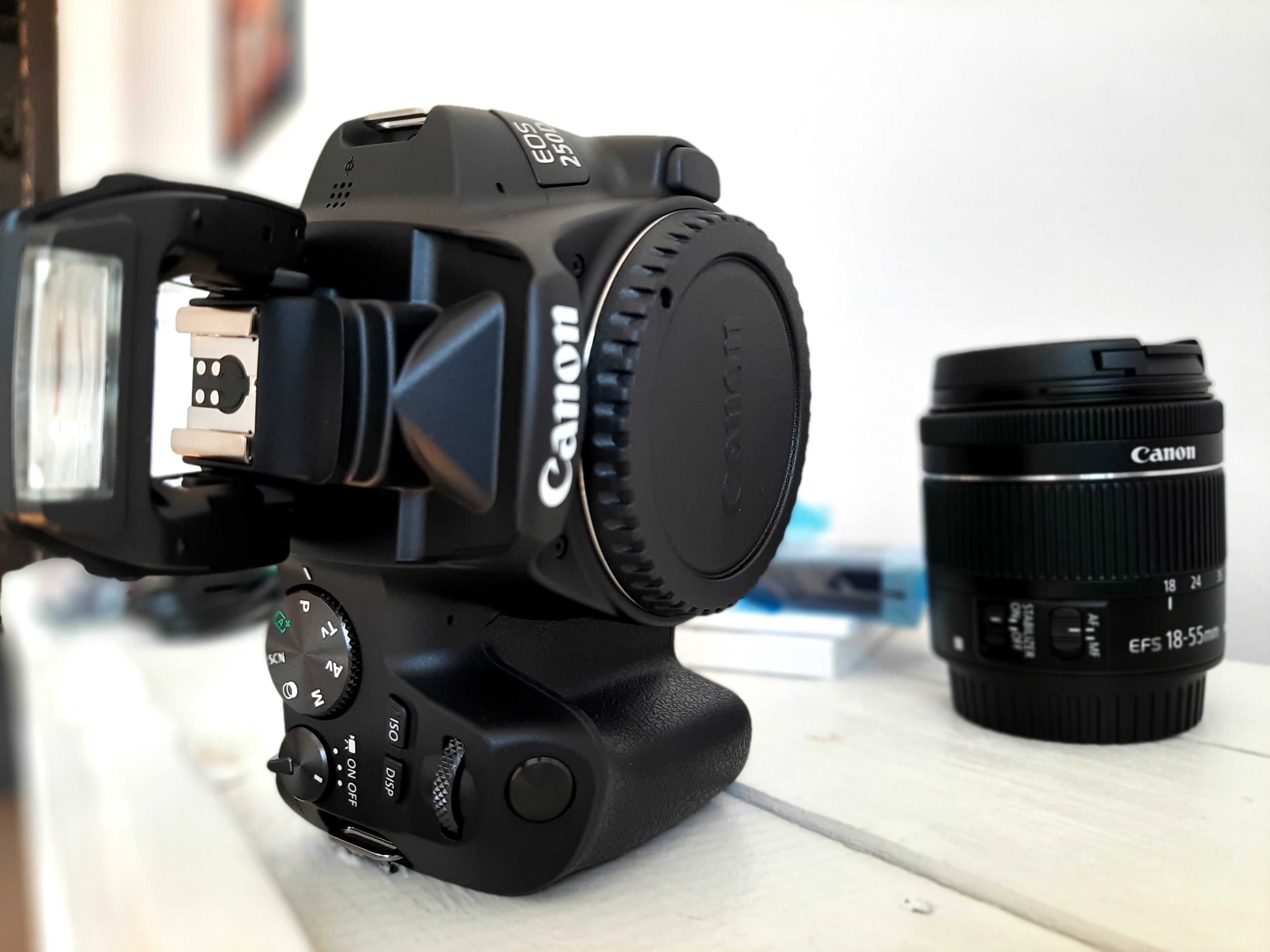 DSLR Canon - EOS 250D  Canon, EF-S 18-55mm f4-5.6 IS STM (ГАРАНЦИЯ)