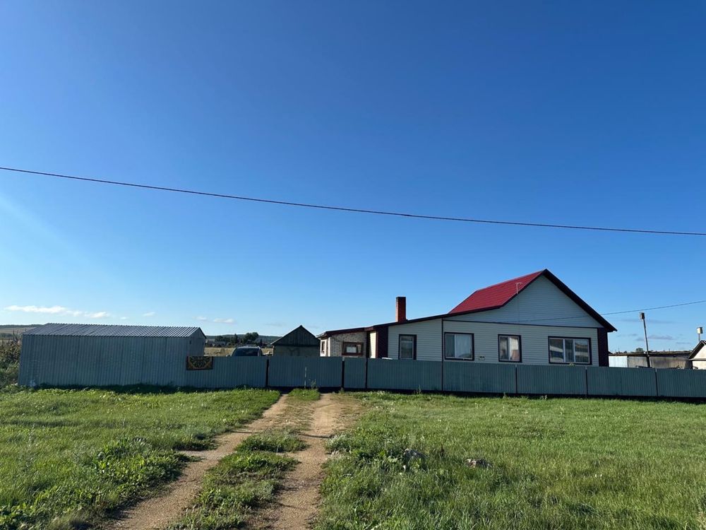 Продам дом в с. Златополье