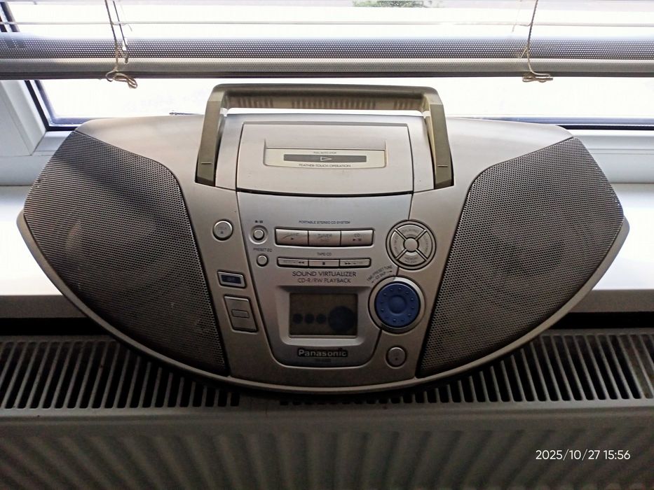 Магнитола Panasonic RX-ES22