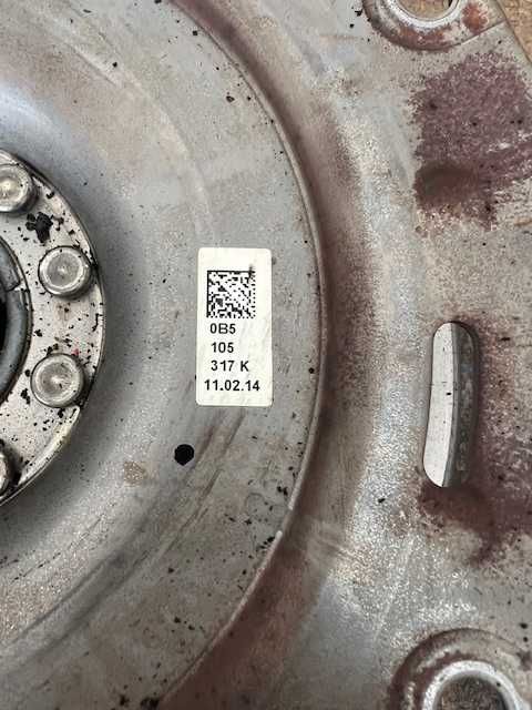 Volanta cutie automata Audi A4 A5 A6 4G A7 3.0 TDI cod 0B5105317K