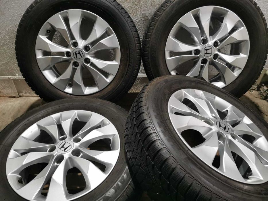 Jante Originale Honda CRV . R17 cu anvelope de iarna