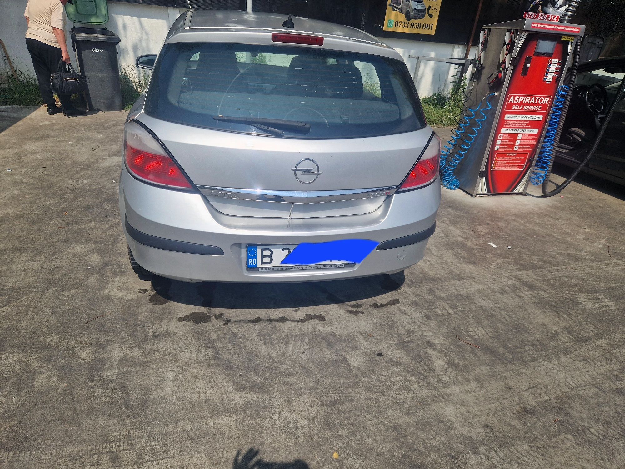 Vând Opel astra H 1.7