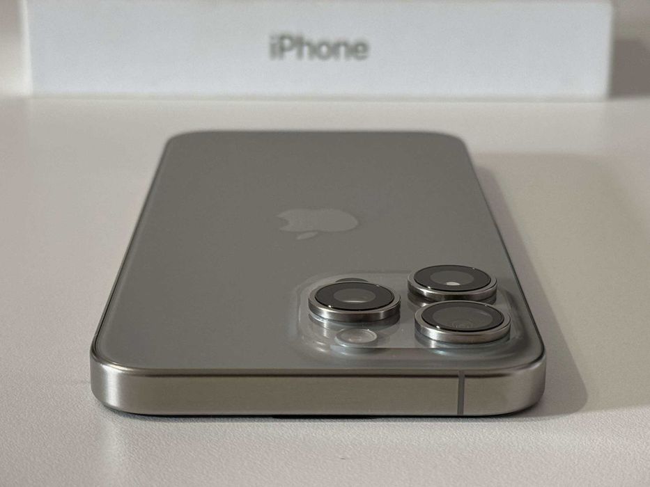 Бартер! Като Нов! iPhone 15 Pro Max Natural Titanium (Сив)