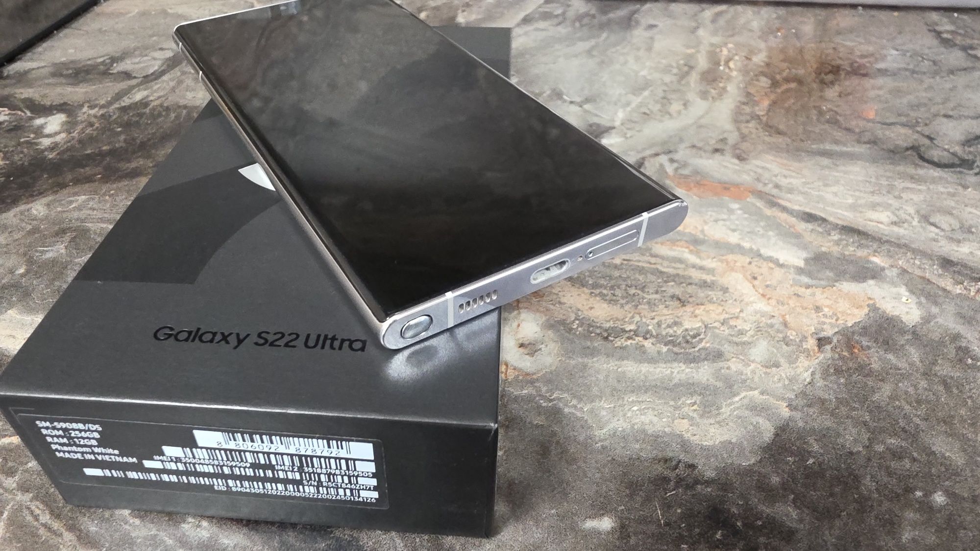 Samsung galaxy S22 ultra Бял 256 GB