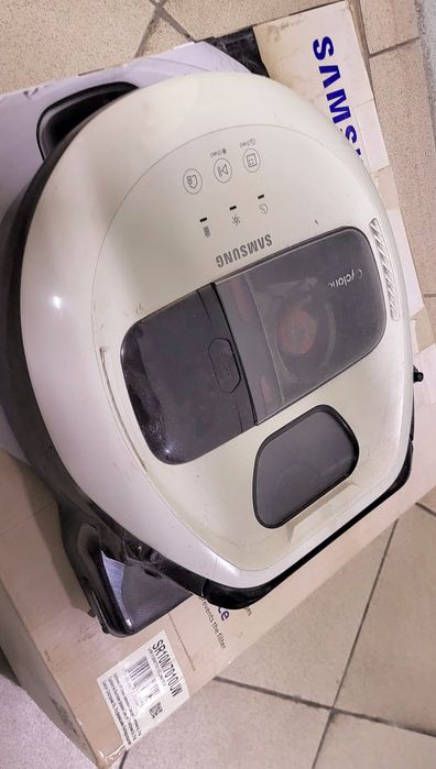 Робот-пылесос Samsung Powerbot VR7000