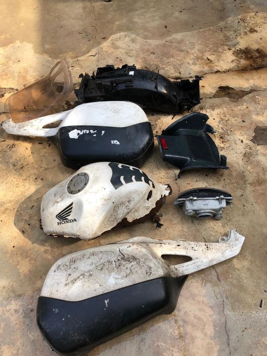 Honda Deauville NT650V (RC47)