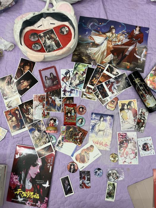 Благословение небожителей мерч, отдаю все за 10000 тг