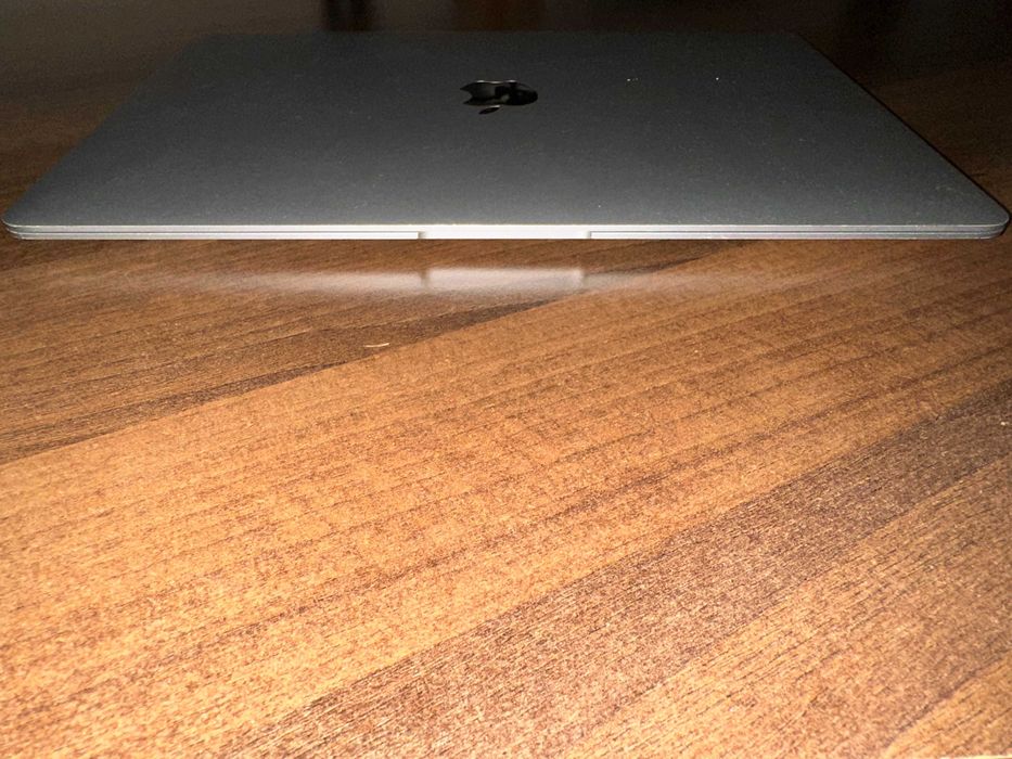 MacBook AIR M1 16GB RAM 512GB