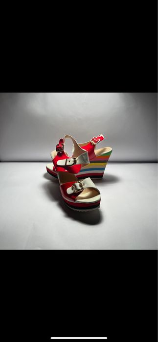 Разпродажва на токчета