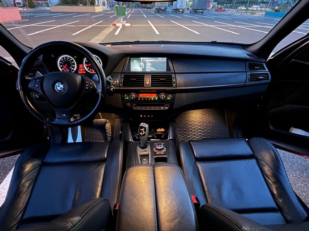 BMW X5 M Benzina