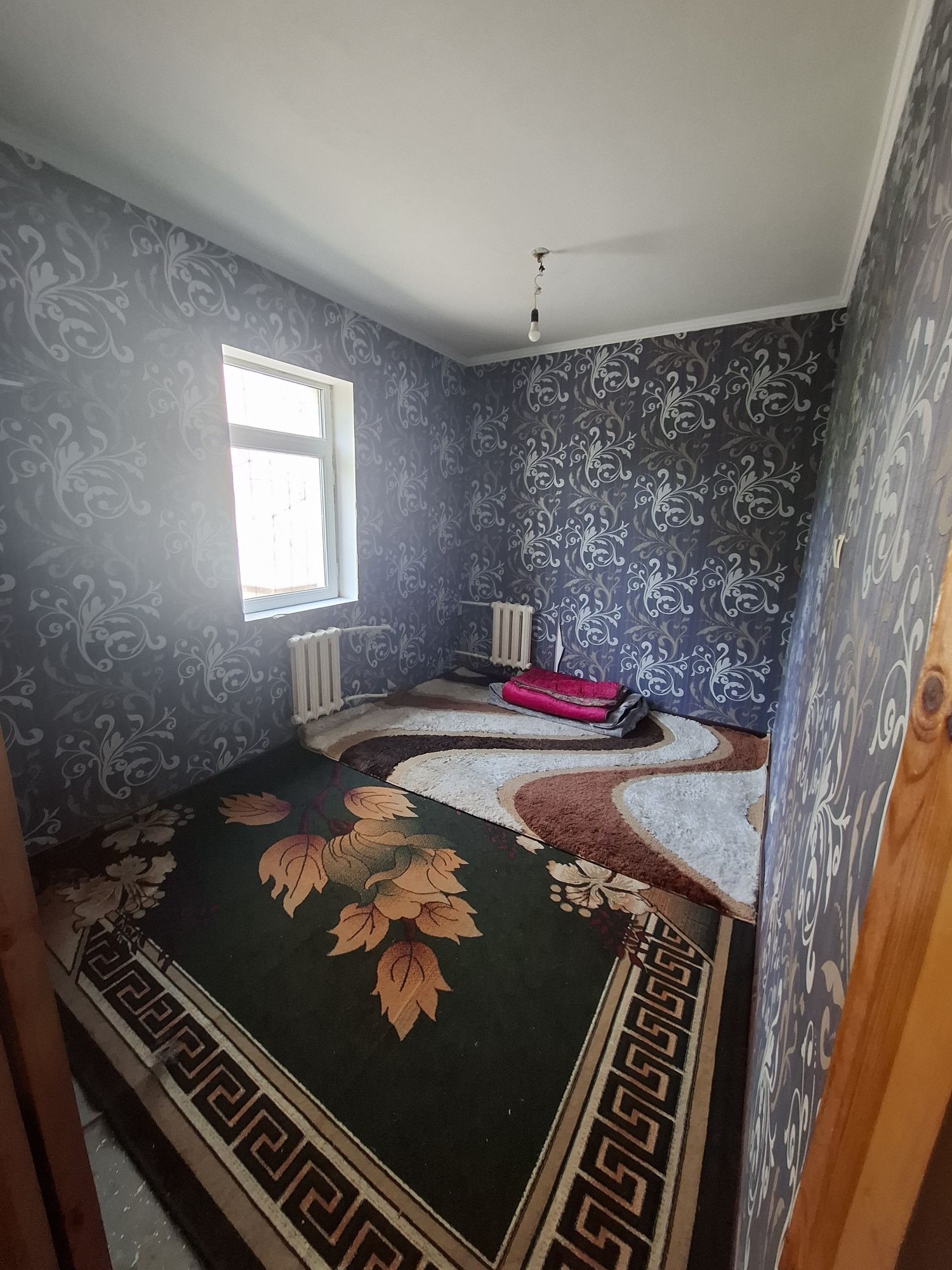 Arenda kvartira Yashnabod T Kadishva Katelni oldida 2xona 2etaj