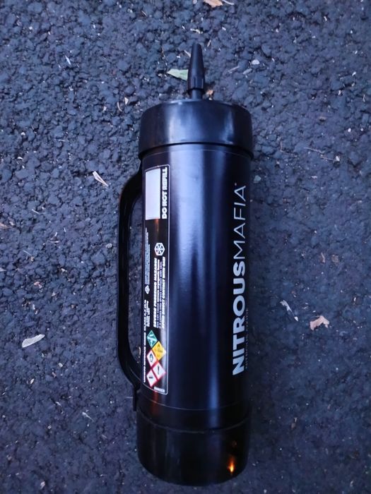 Trei butelii 2kg goale