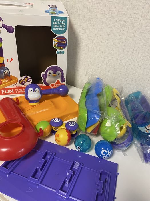 Бебешка игра с топки, чукче и количка за спускане, топче, път