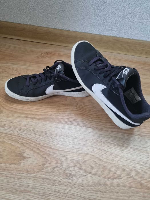 Оригинални обувки Nike, 36,5 номер