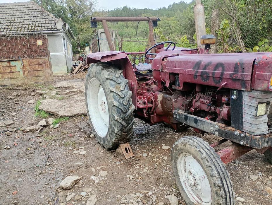 Tractor ebro 55 de cai