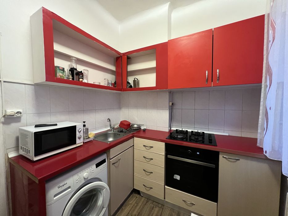 Inchiriez garsoniera