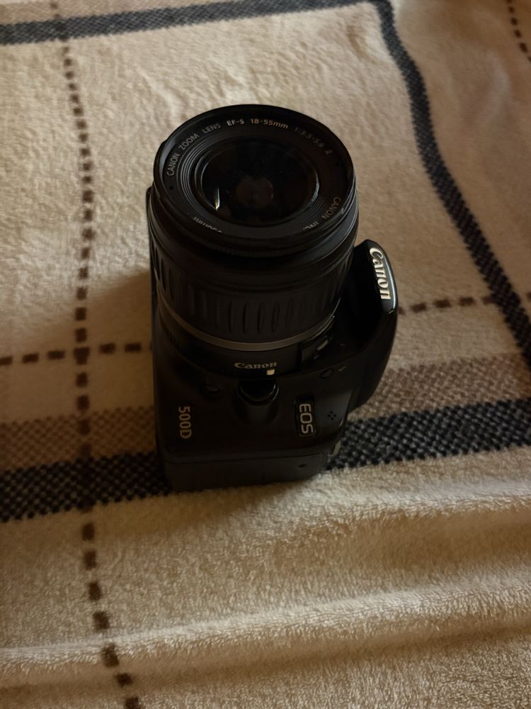 Canon 500D + обектив 18-55мм