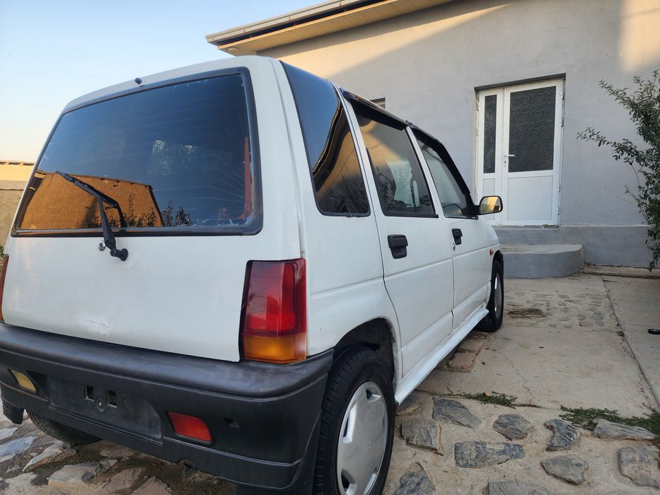 Tiko 2000 yil benzin
