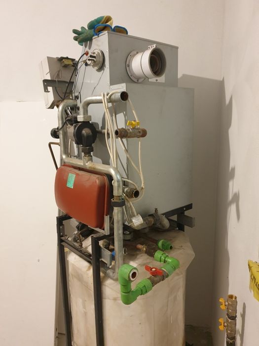 Centrala termica pe gaz cu boiler