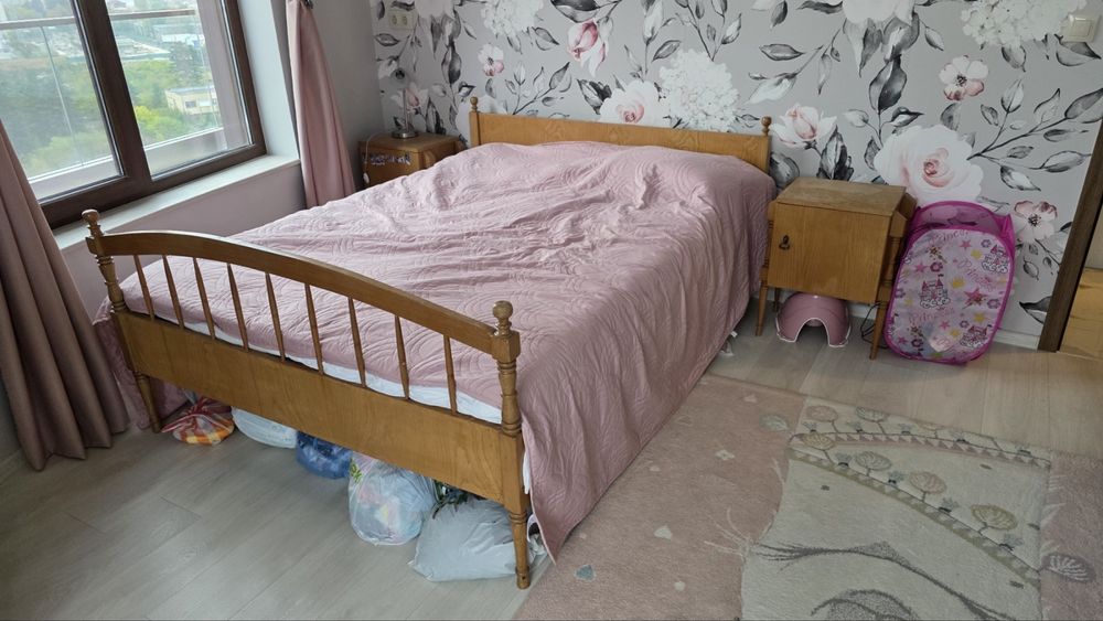 Спалня от масив.