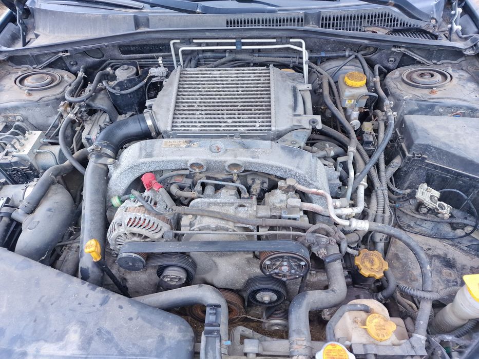 Dezmembrez Subaru Outback 2.0d EE20  2.5i EJ 25