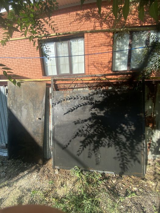 Продам ворота с калиткой