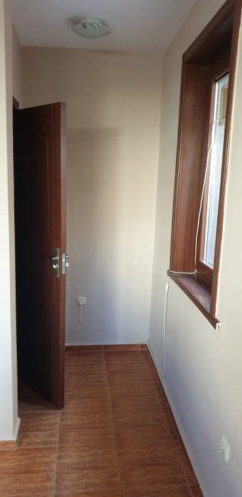 Дава се под наем Магазин в Бургас, Център - 20 кв.м за 204 € - Снимка #3