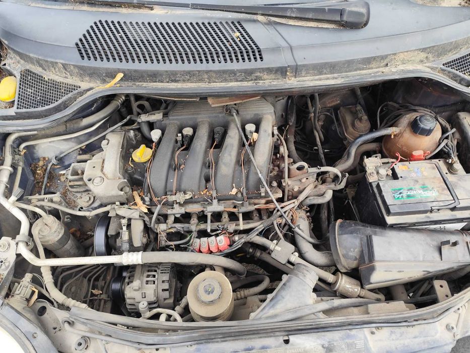 Renault Scenic 1.6 - 107к.с - 2001г. на части