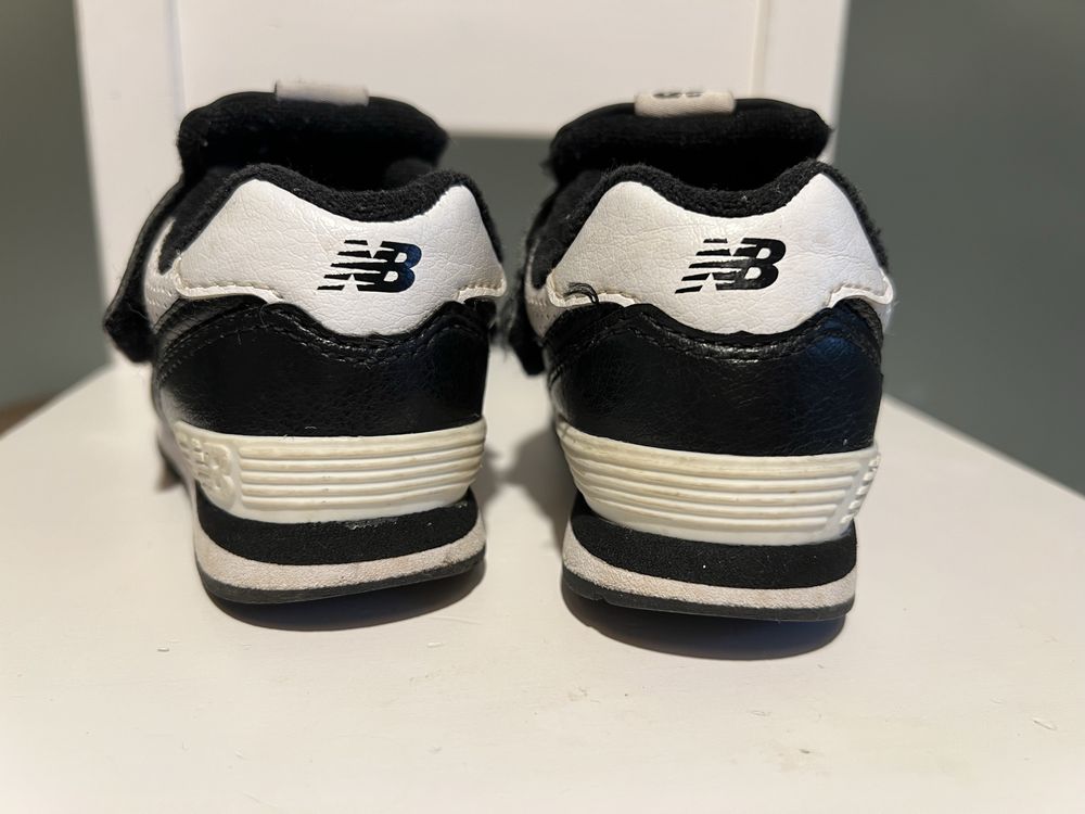New Balance обувки панда 24