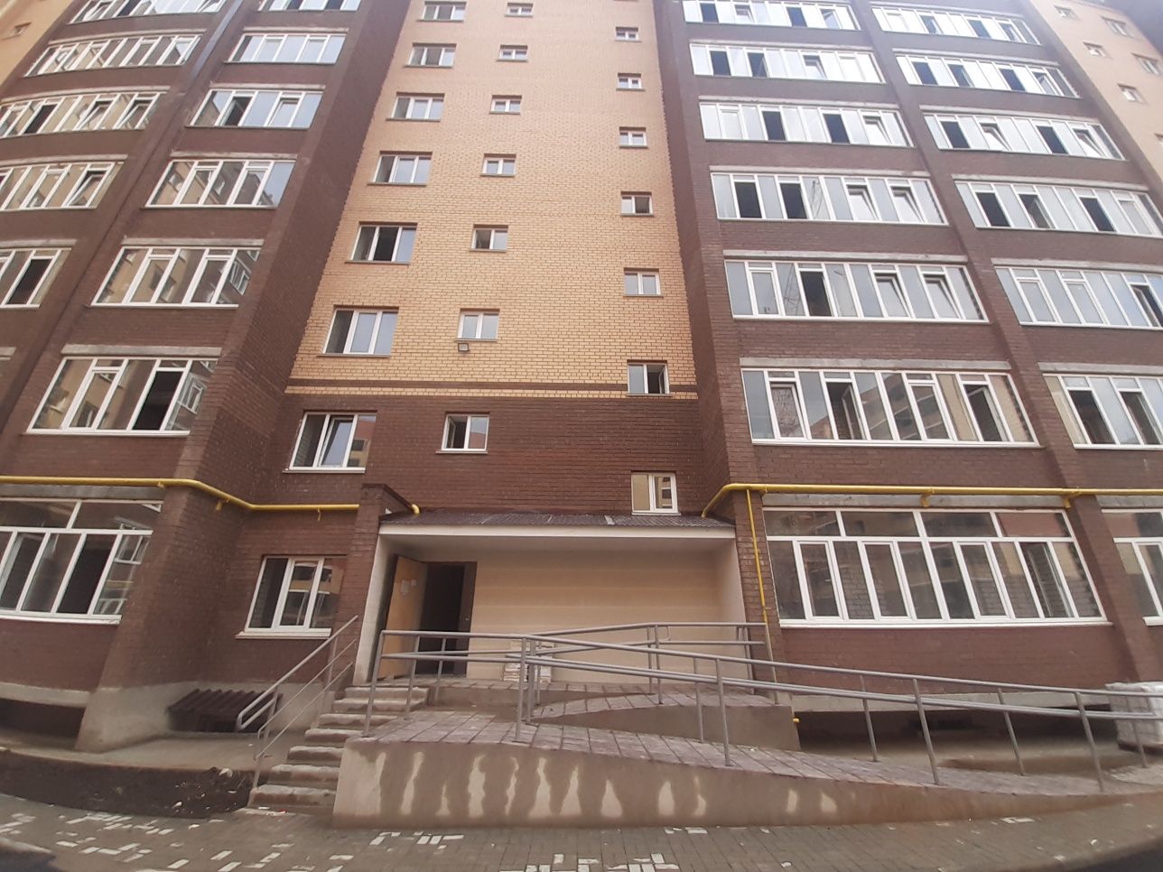 Продам однокомнатную квартиру в черновом варианте.