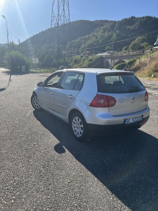 VW Golf 5 (2.0 BKD) si VW Touareg (2.5 R5)