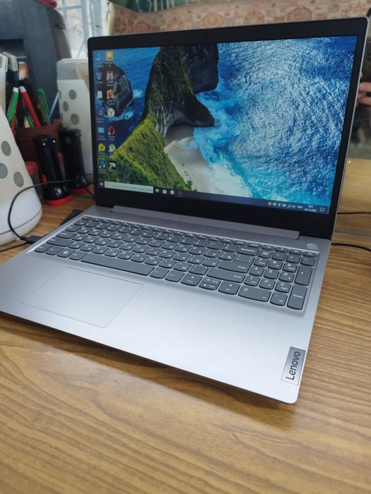 Продам ноутбук Lenovo IdeaPad 3