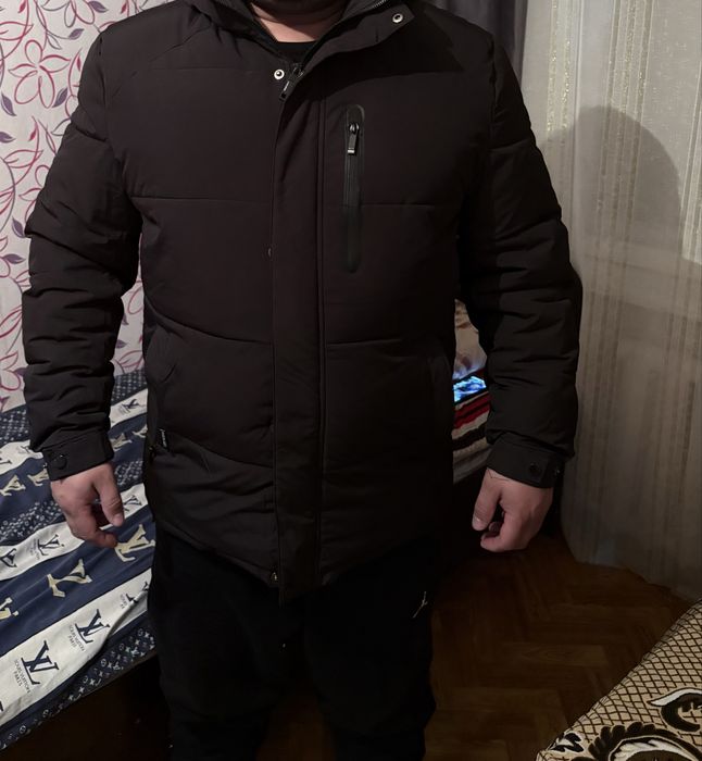 Продам куртку мужскую