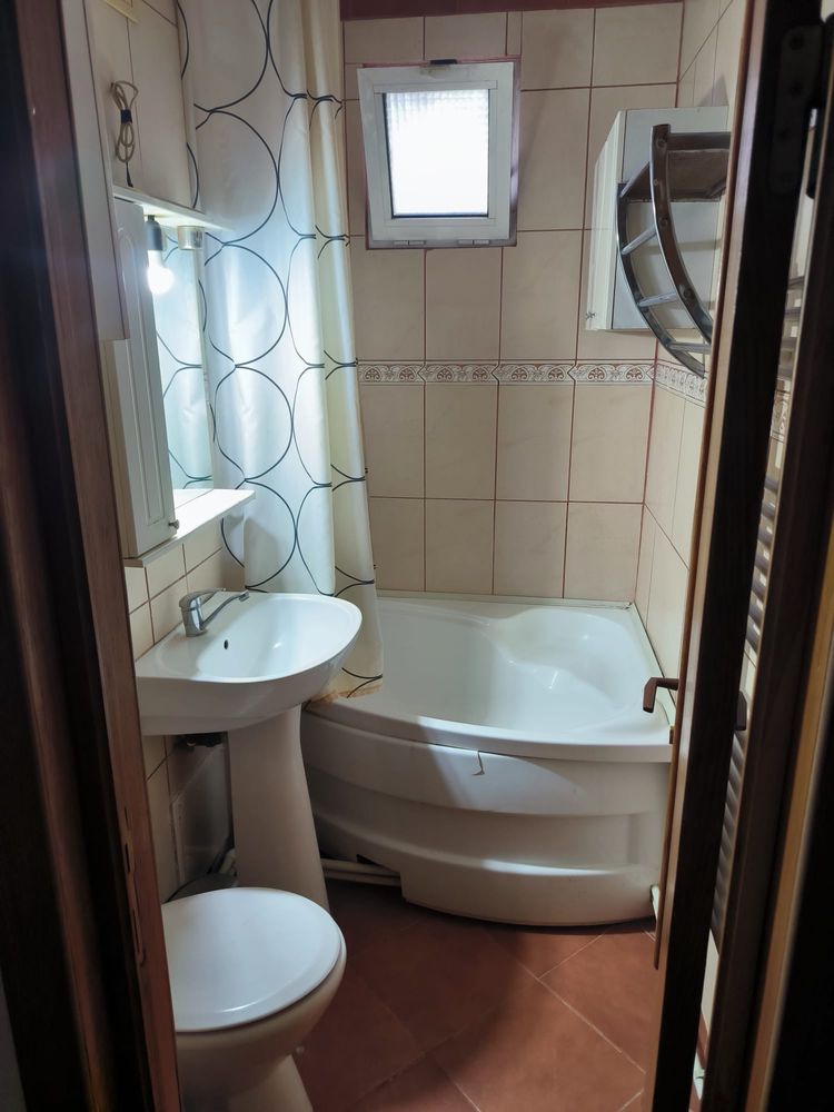 inchiriez apartament