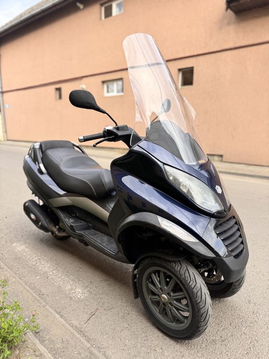 Piaggio MP3 250