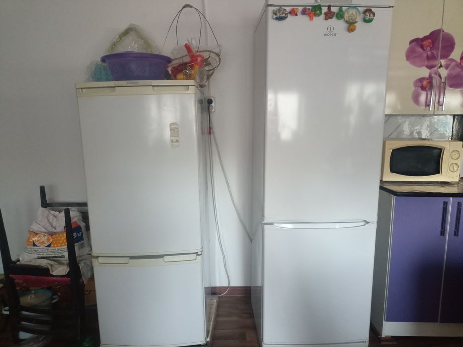 Продам рабочие холодильник