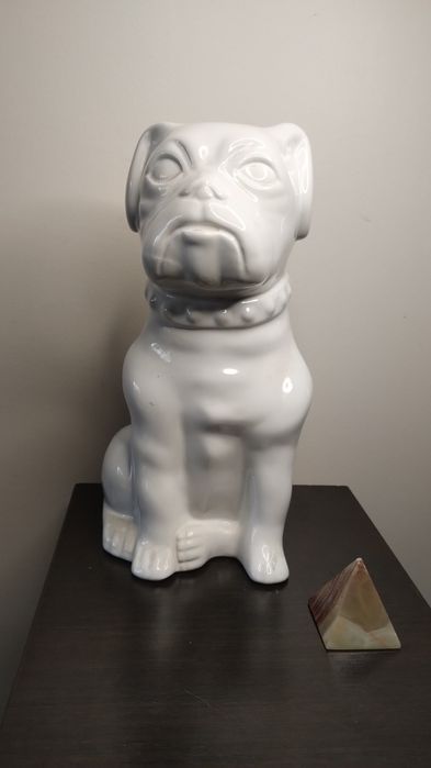 Чудесна статуетка на булдог от керамика. Куче.