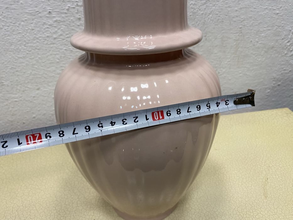 Порцеланова ваза от белгия BOCH