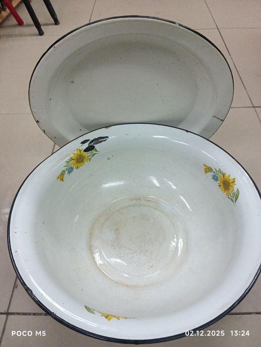 Набор большая чаша и блюдо эмалированная посудаванная и