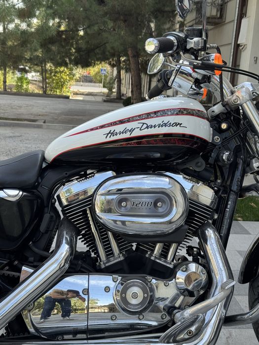 Harley Davidson Sportster XL1200 Custom