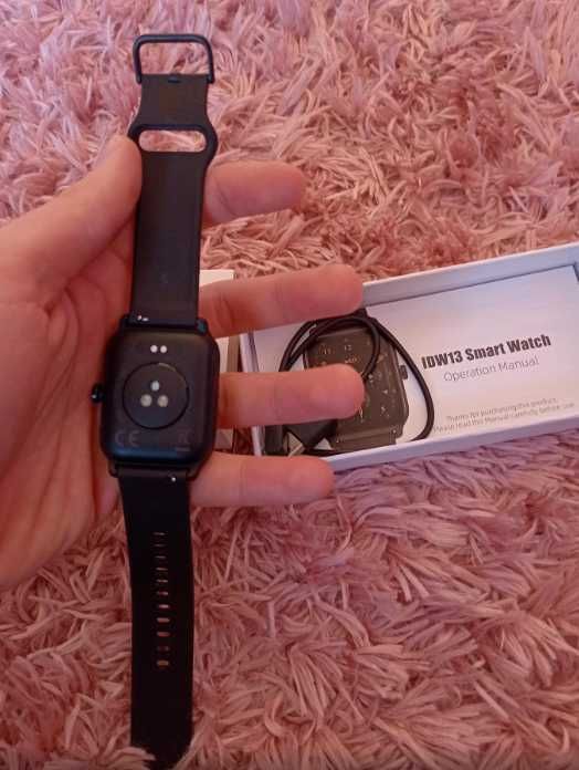 Чисто нов смарт часовник SMART WATCH IDW13