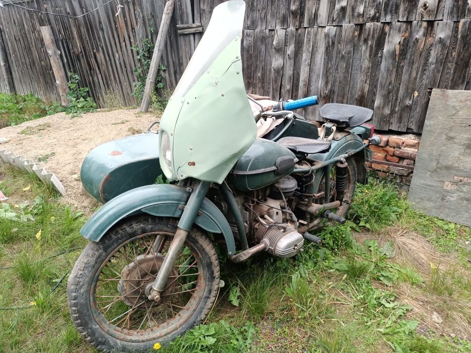 продается  урал .