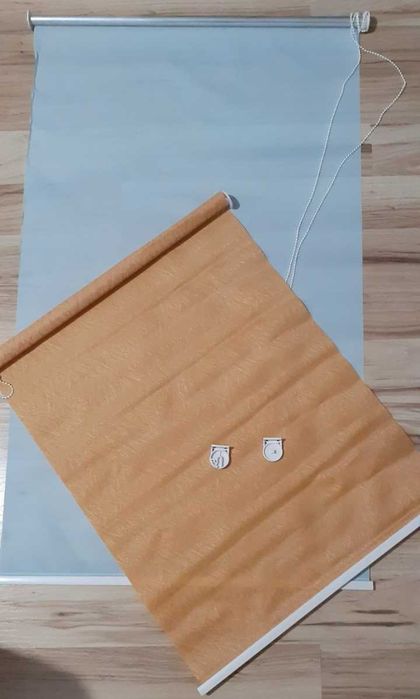 Rulouri geam noi,in stare buna