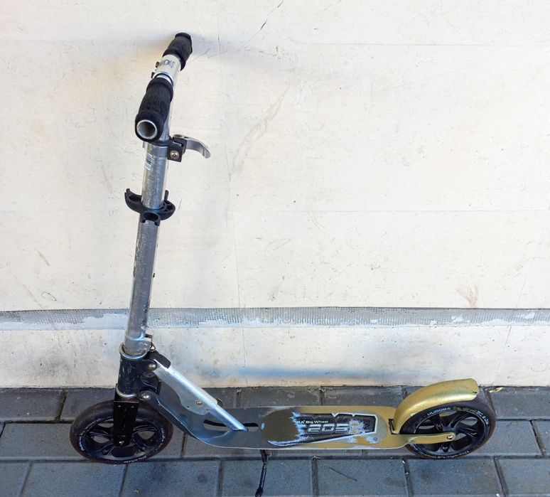 Тротинетка Hudora Big Wheel 205