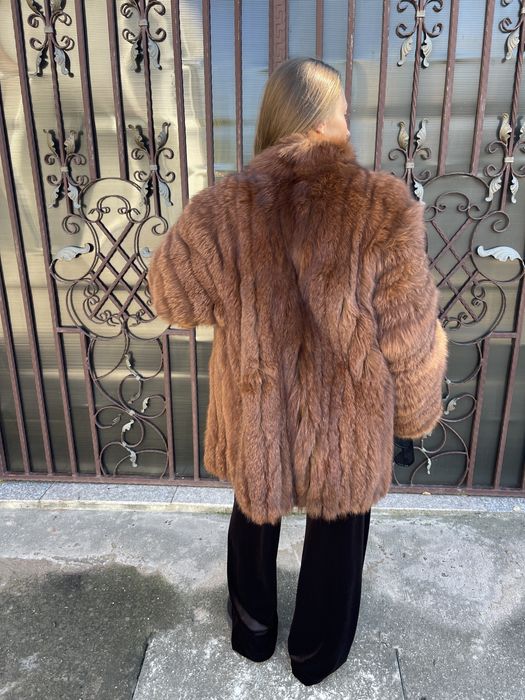 Haina din blana naturala de vulpe roscata