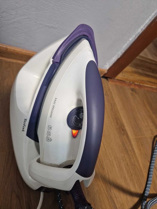 Statie de calcat tefal