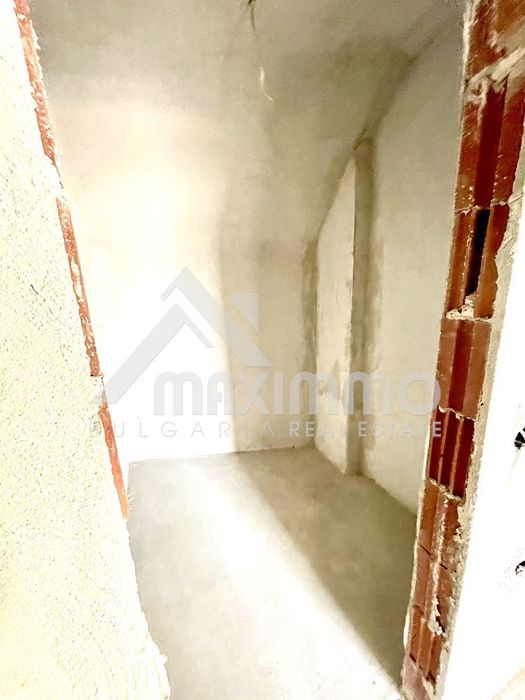 Продава се Двустаен апартамент в Варна, Кайсиева градина - 80 кв.м за 1313 €/кв.м - Снимка #1