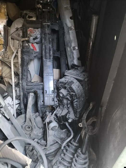 Запчасти на hyundai grandeur tg