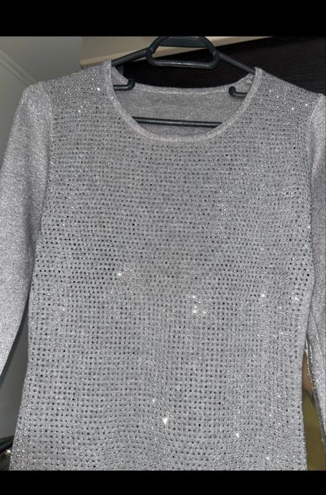 Rochie foatte buna material care se intinde pana la 90 kg