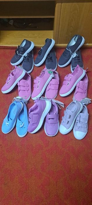 Кроссовки для Девочек размеры 33,34,35,36,38. Новый